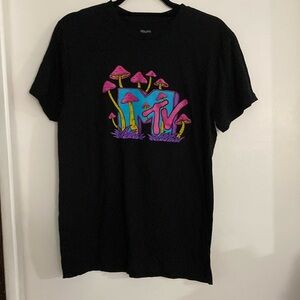 New MTV t-shirt
